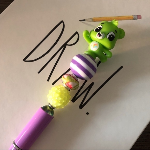 The Care Bears: Do-Your-Best Bear handmade beaded pen - Picture 1 of 3